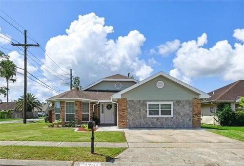 2701 Laurie Ln, Marrero, LA, 70072-6260 | Card Image
