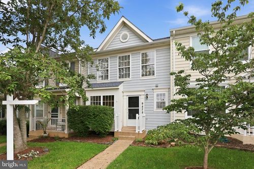 9575 Scales Pl, Bristow, VA, 20136-1242 | Card Image