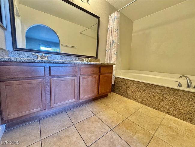 202 - 1808 N Decatur Blvd, Condo with 2 bedrooms, 2 bathrooms and null parking in Las Vegas NV | Image 13