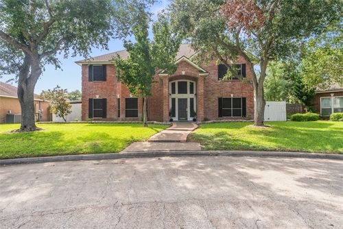 7030 Chiswick Dr, Corpus Christi, TX, 78413-5325 | Card Image