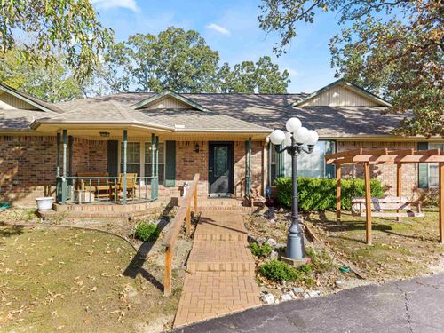 104 Westminster Pl, Hot Springs, AR, 71901-9234 | Card Image