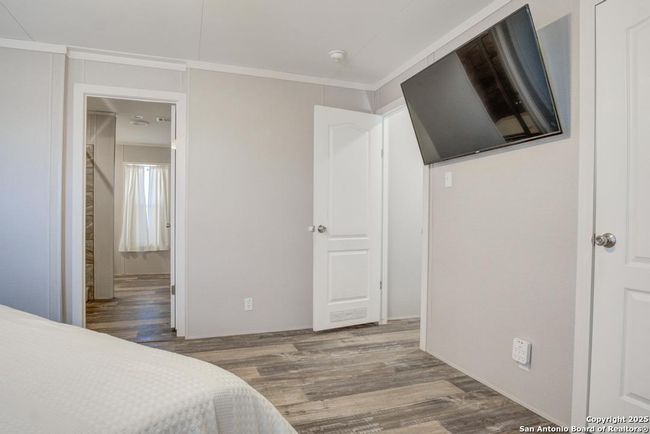 4817 W Fm 476, House other with 4 bedrooms, 2 bathrooms and null parking in Poteet TX | Image 16