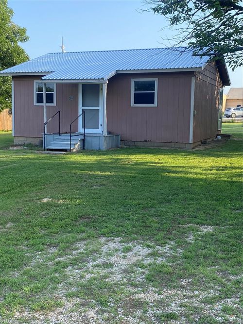 209 Ne 6th St, Cross Plains, TX, 76443-2426 | Card Image