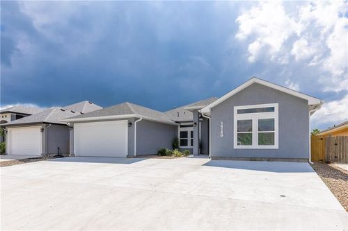 14149 La Blanquilla Dr, Corpus Christi, TX, 78418-6630 | Card Image