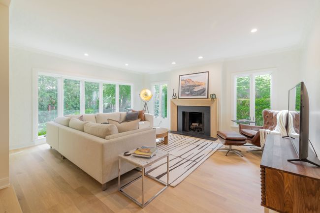 655 Canterbury Rd, House other with 4 bedrooms, 3 bathrooms and null parking in Grosse Pointe Woods MI | Image 24