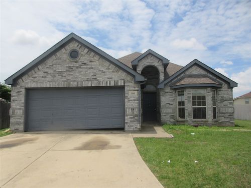 1100 Manhassett Court, Fort Worth, TX, 76140 | Card Image