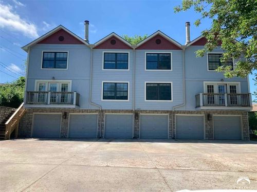 apt-e-2901 University Dr, Lawrence, KS, 66049-2866 | Card Image