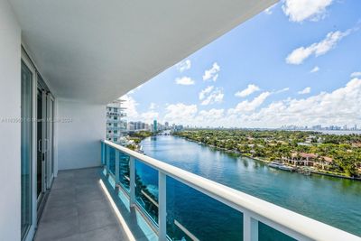 14J - 6770 Indian Creek Dr, Condo with 0 bedrooms, 1 bathrooms and null parking in Miami Beach FL | Image 3