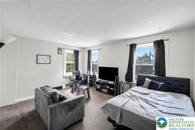Unit C top floor | Image 15