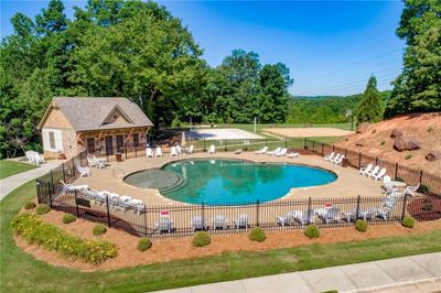 10 Altar Rock Court Ne, House other with 5 bedrooms, 3 bathrooms and null parking in Cartersville GA | Image 2