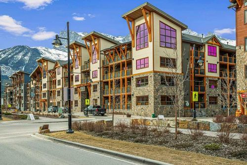 303 - 905 Spring Creek Drive, Home with 2 bedrooms, 2 bathrooms and 2 parking in Canmore AB | Card Image