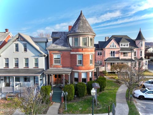 152 Market St, Sunbury, PA, 17801-2142 | Card Image