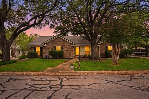 4604 Clay Court Lane, Arlington, TX, 76017 | Card Image
