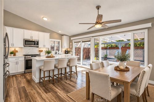 22602 Cottonwood Cir, Lake Forest, CA, 92630-3018 | Card Image