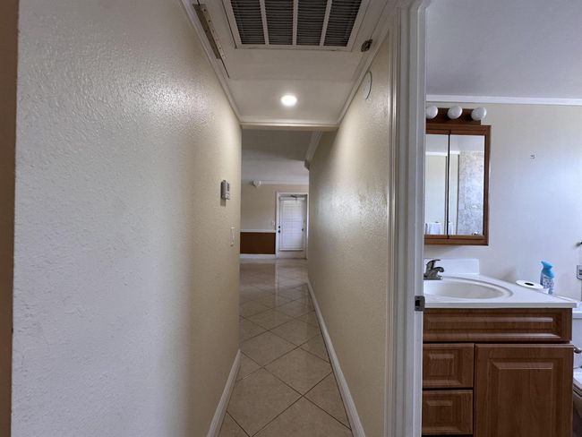 433 Saxony J, Condo with 2 bedrooms, 2 bathrooms and null parking in Delray Beach FL | Image 48