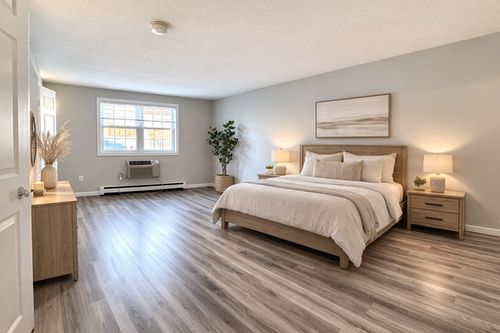 apt-4-12 Old Colony Ln, Arlington, MA, 02476-4412 | Card Image