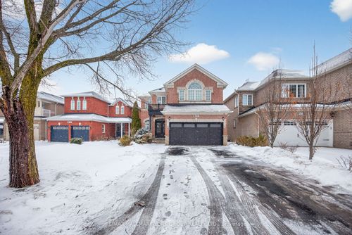99 Barberry Cres, Richmond Hill, ON, L4E4S5 | Card Image