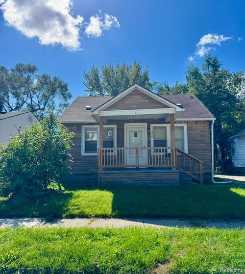 8676 Jewett Avenue, Warren, MI, 48089 | Card Image