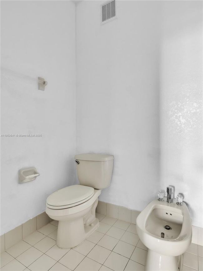16628 Sw 47 Th Ter, Townhouse with 3 bedrooms, 3 bathrooms and null parking in Miami FL | Image 17