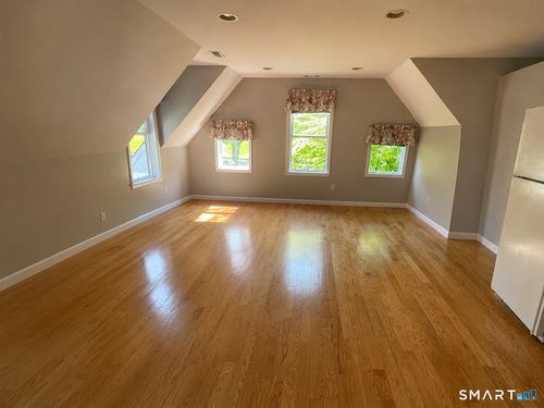 77 Partridge Dr, Monroe, CT, 06468-1620 | Card Image