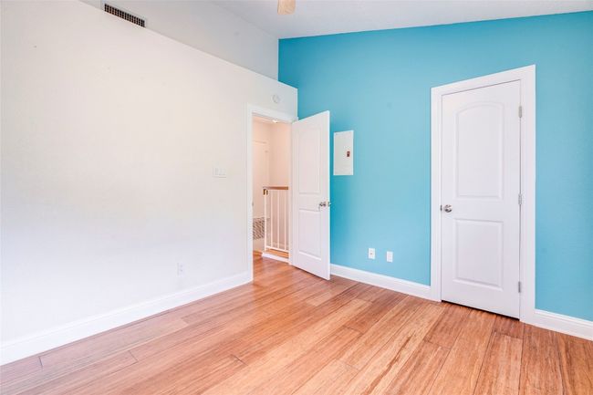 APT-51 - 1411 Gracy Farms Ln, Condo with 1 bedrooms, 1 bathrooms and 2 parking in Austin TX | Image 11
