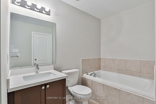 360 Cornell Rouge Blvd, House attached with 4 bedrooms, 4 bathrooms and 1 parking in Markham ON | Image 25