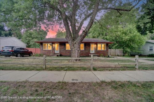 2281 N Vernon Avenue, Holt, MI, 48842 | Card Image