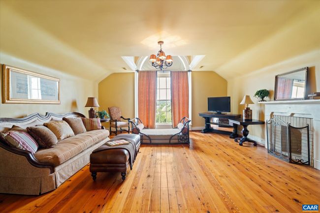 325 Factory Outlet Dr, House other with 5 bedrooms, 4 bathrooms and null parking in Max Meadows VA | Image 36