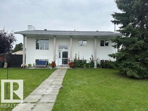 4511 49 Ave, Thorsby, AB, T0C2P0 | Card Image