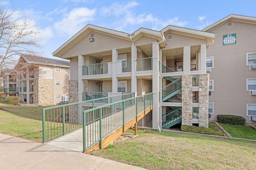 2-170 W Rockford Dr, Branson, MO, 65616-8387 | Card Image