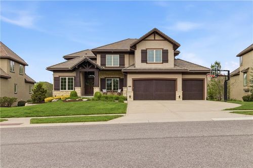 11604 W 164th Pl, Overland Park, KS, 66221-7987 | Card Image