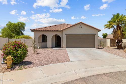 2566 W Alta Vista Rd, Phoenix, AZ, 85041-5330 | Card Image