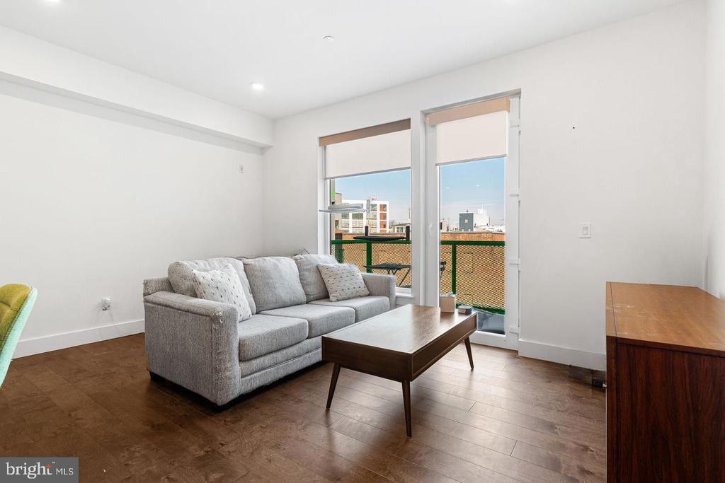 Residential in PHILADELPHIA 3