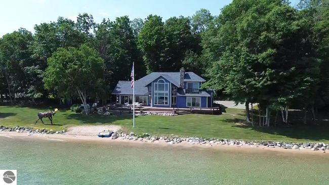 3485 N West Torch Lake Dr, House other with 5 bedrooms, 4 bathrooms and null parking in Kewadin MI | Image 78