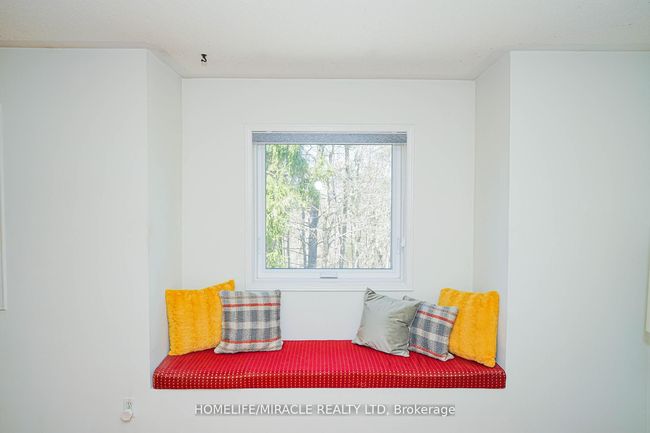23 Hollowgrove Blvd, House other with 6 bedrooms, 5 bathrooms and 4 parking in Brampton ON | Image 17