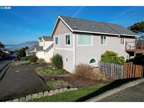 634 Sw Ebb Ave, Lincoln City, OR, 97367-2732 | Card Image