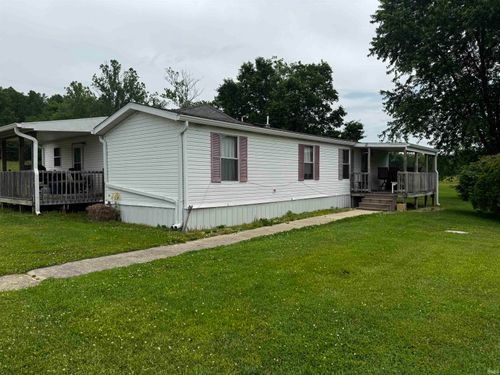 2 E Calvertville Rd, Bloomfield, IN, 47424 | Card Image