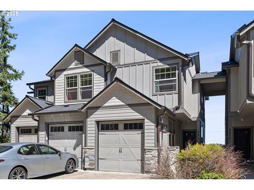9219 Nw Germantown Rd, Portland, OR, 97231-2725 | Card Image