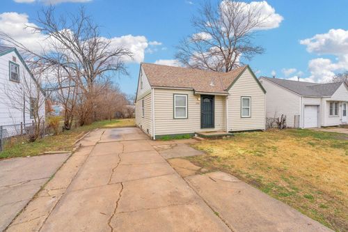 1732 E 24th St N, Wichita, KS, 67219-4502 | Card Image