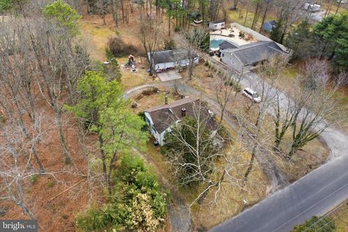 185 Sams Rd, Jackson, NJ, 08527-3953 | Card Image