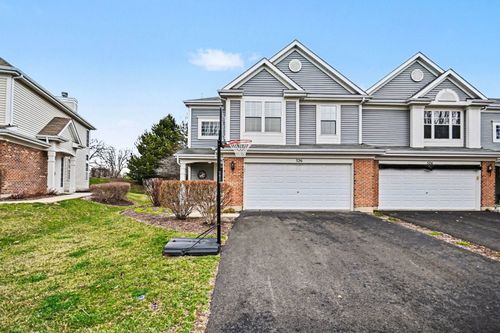 526 Lancaster Dr, Pingree Grove, IL, 60140-9156 | Card Image
