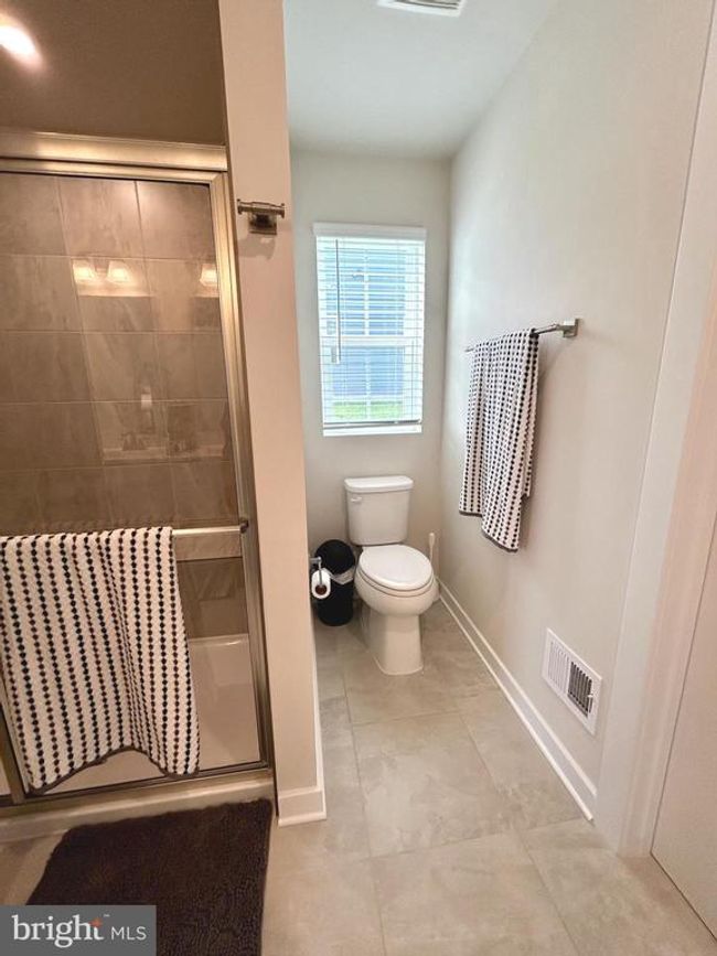 17 Perspective Pl, House other with 3 bedrooms, 3 bathrooms and null parking in HEDGESVILLE WV | Image 24