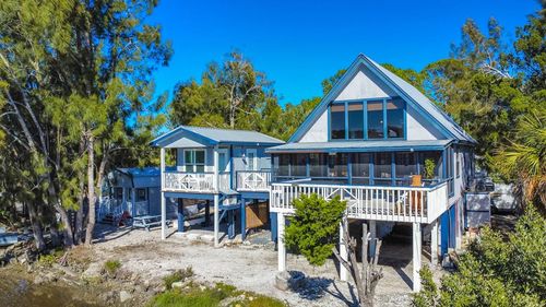 16490 Sw Indiana Ave, CEDAR KEY, FL, 32625-6119 | Card Image