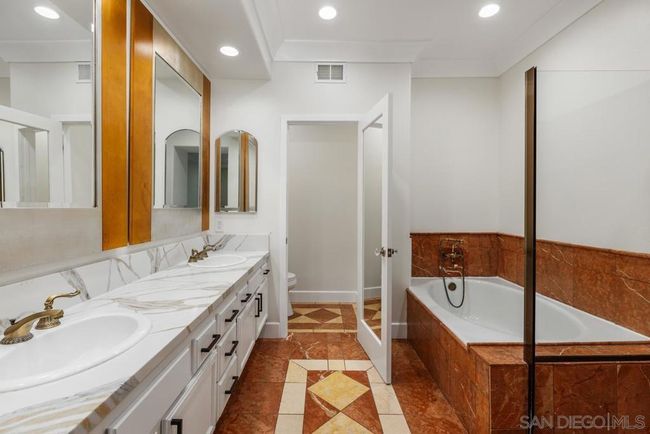 UNIT-64 - 4353 Nobel Dr, Townhouse with 3 bedrooms, 3 bathrooms and 2 parking in San Diego CA | Image 26