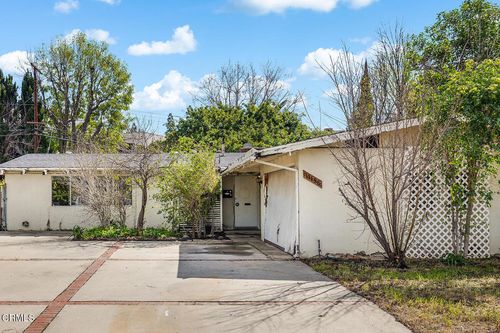 11158 Orion Ave, Mission Hills, CA, 91345-1339 | Card Image