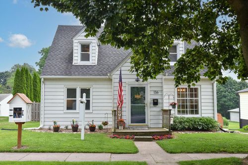 136 S Garfield Avenue, Port Washington, WI, 53074 | Card Image