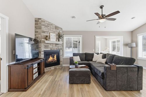 727 Hilltop Ln, SAINT CROIX FALLS, WI, 54024-9437 | Card Image