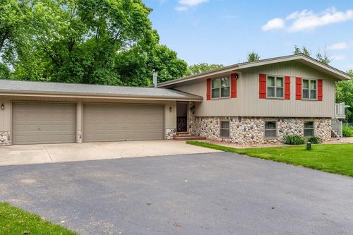 N9570 Sunset Drive, TROY, WI, 53120 | Card Image