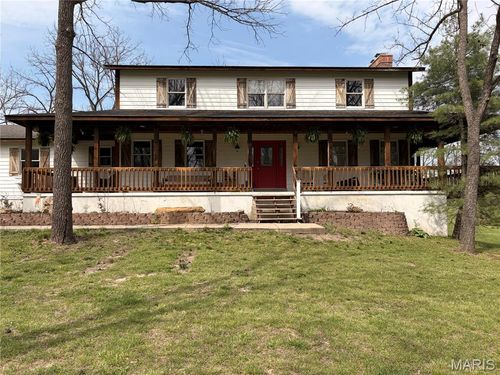 8919 Orf Rd, Lake St Louis, MO, 63367-4228 | Card Image