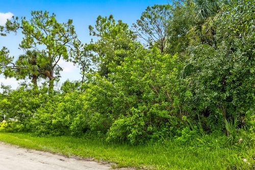 8156 101st Ct, Vero Beach, FL, 32967-3388 | Card Image